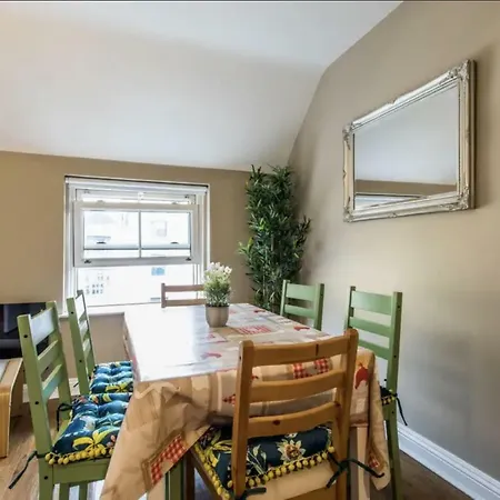 Apartment O'connell St Self-catering *